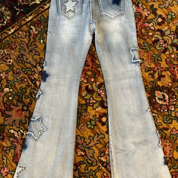*NEW*  Oli & Hali brand flare jeans size M - Picture 7 of 9